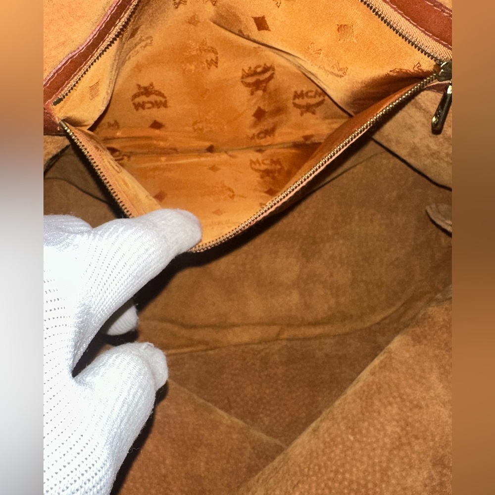 MCM Heritage Collection Tote Bag w/COA - EUC - Picture 11 of 16